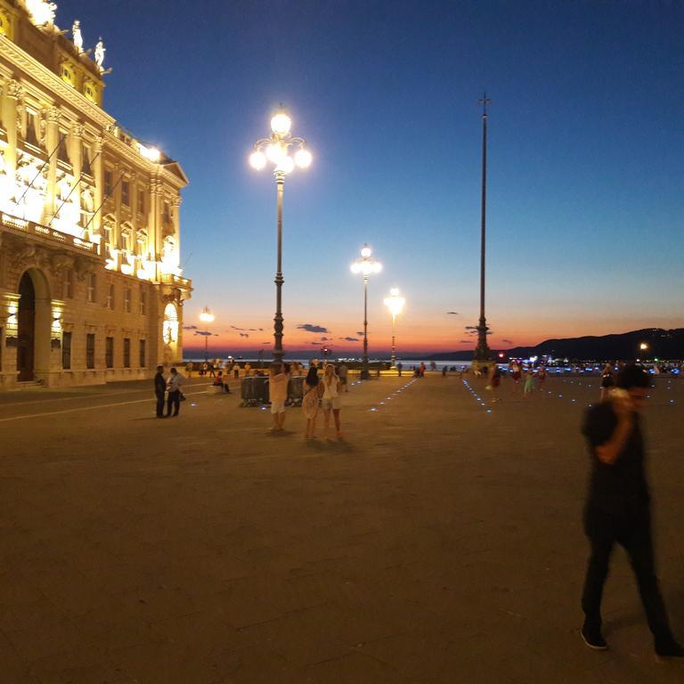 Affittacamere San Lazzaro ตรีเอสเต ภายนอก รูปภาพ